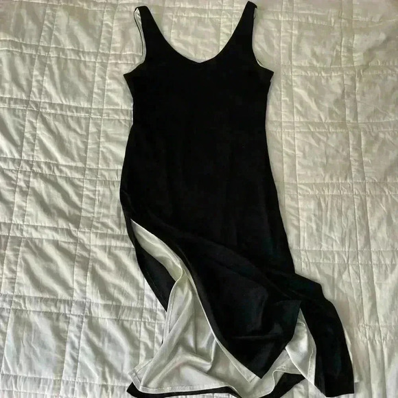 Black satin sleeves formal dress small - Picture 3 of 7